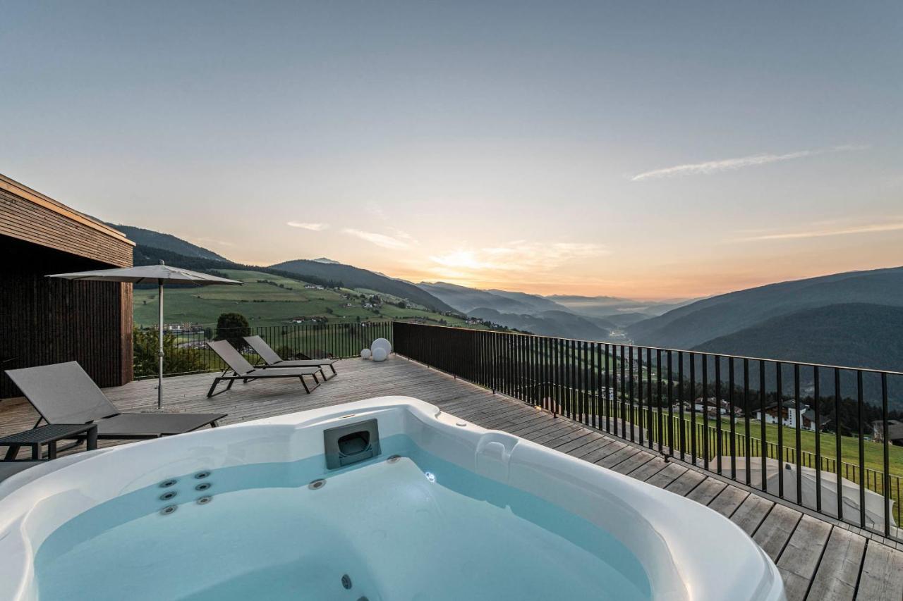 Aparthotel Panorama Living Dolomites Maranza Buitenkant foto